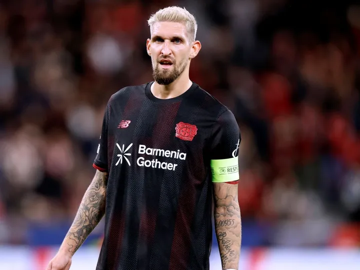 B. Leverkusen
vs
Mayence – Nouvelles et Probables Éléments de Composition