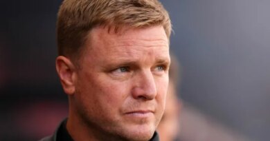 Newcastle
vs
Brentford – Actualités et Profils de Compositions Probables