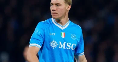 Cagliari
vs
Naples – Nouvelles et Probables Éléments de Composition