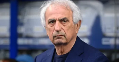 Rewrite
Nantes
vs
Brest – Notícias e Prováveis Escalações to FRENCH: translate all country names to French and adapt team/club names to their standard French exonyms when widely used (e.g., Bayern Munich → Bayern Munich, Inter Milan → Inter Milan or Inter de Milan if commonly used in French media); otherwise keep official club names; preserve original casing; output only the transformed title.