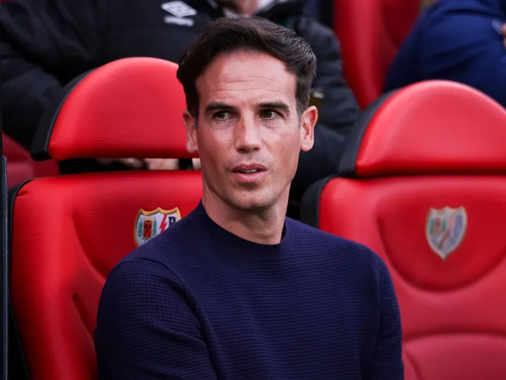 Rewrite
Rayo Vallecano
vs
Espanyol – Notícias e Prováveis Escalações to FRENCH: translate all country names to French and adapt team/club names to their standard French exonyms when widely used (e.g., Bayern Munich → Bayern Munich, Inter Milan → Inter Milan or Inter de Milan if commonly used in French media); otherwise keep official club names; preserve original casing; output only the transformed title.