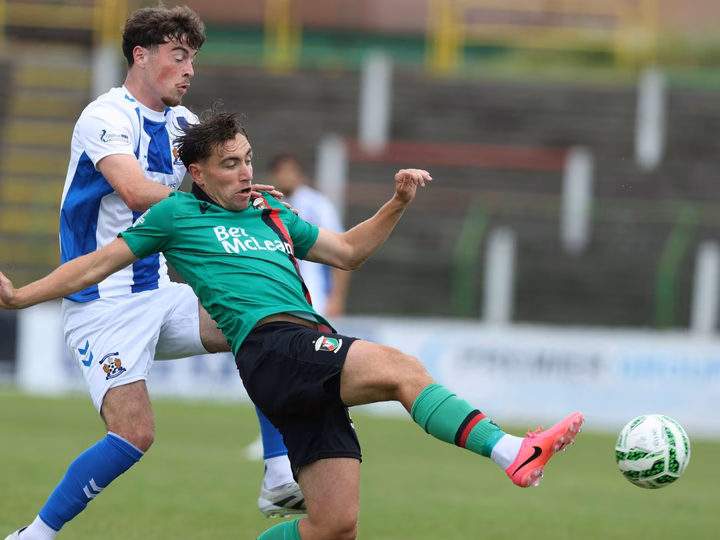Glentoran
vs
RFS – Nouvelles et Équipes Probables