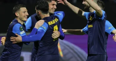 Rewrite
Celje
vs
Egnatia Rrogozhine – Notícias e Prováveis Escalações to FRENCH: translate all country names to French and adapt team/club names to their standard French exonyms when widely used (e.g., Bayern Munich → Bayern Munich, Inter Milan → Inter Milan or Inter de Milan if commonly used in French media); otherwise keep official club names; preserve original casing; output only the transformed title.