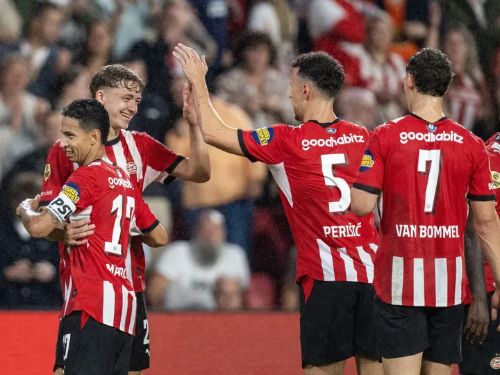 FC Twente
vs
PSV – Nouvelles et Probables Équipes